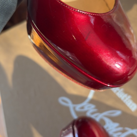 Christian Louboutin Ruby Red Patent Leather High Heels Size EU 37.5 Beautiful! - Picture 10 of 12